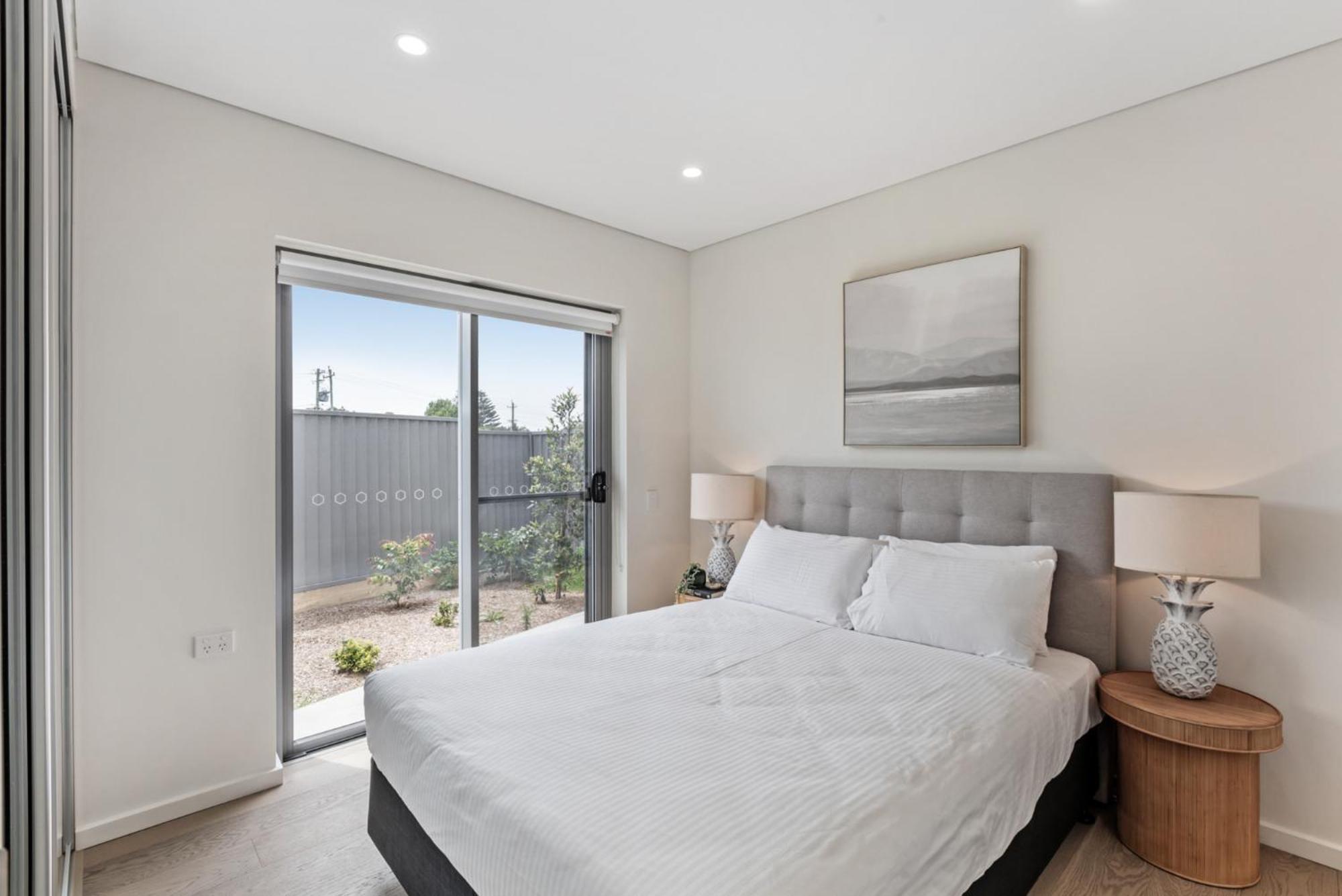 Pristine 3-bed Unit With Courtyard
